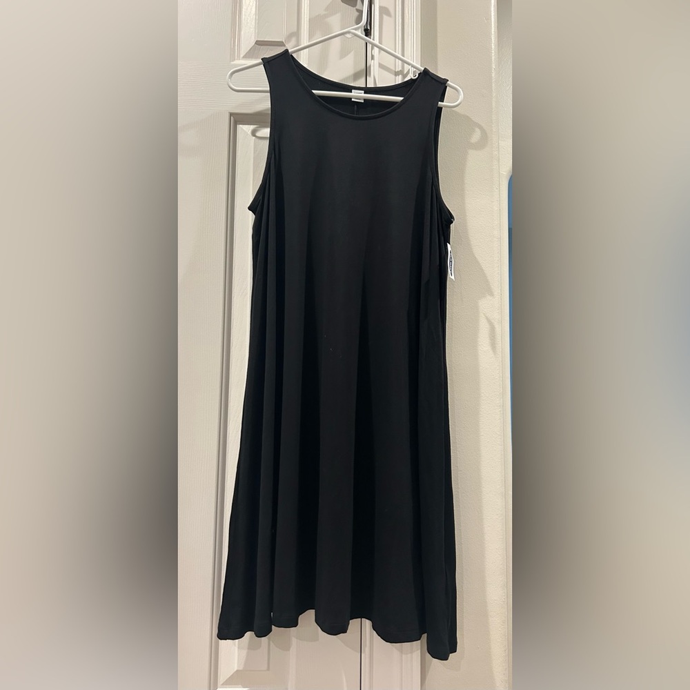 Black sleeveless dress from Old Navy size large